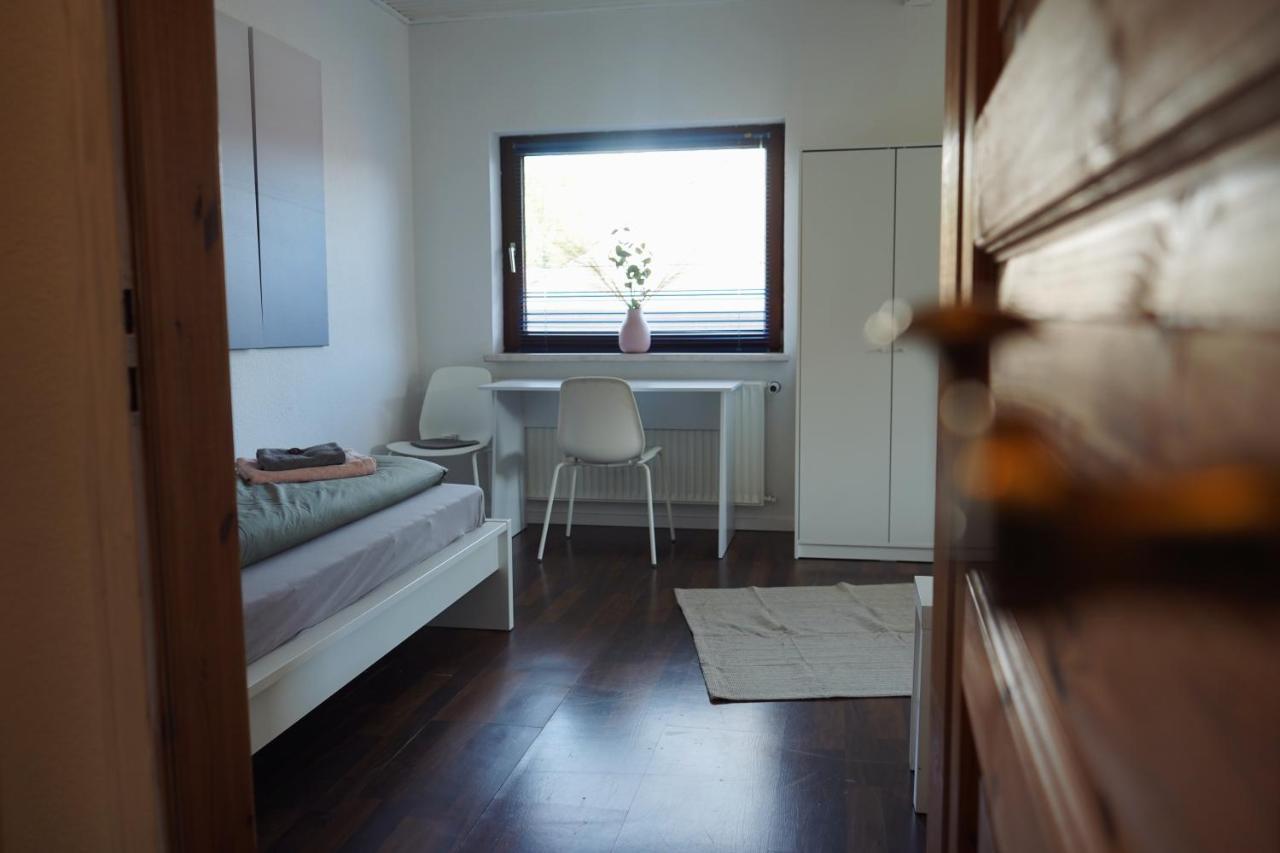 Unique: Geraeumig - Bhf-Nah - Parkplatz - Netflix Apartment Bremen Luaran gambar