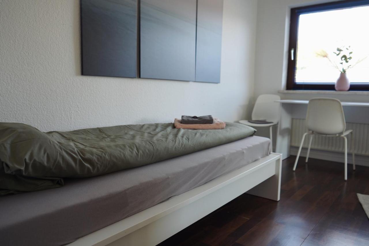 Unique: Geraeumig - Bhf-Nah - Parkplatz - Netflix Apartment Bremen Luaran gambar